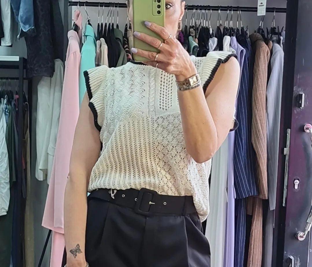 SHIRT IN FILO - CON RICAMI- BIANCA BORDI NERI