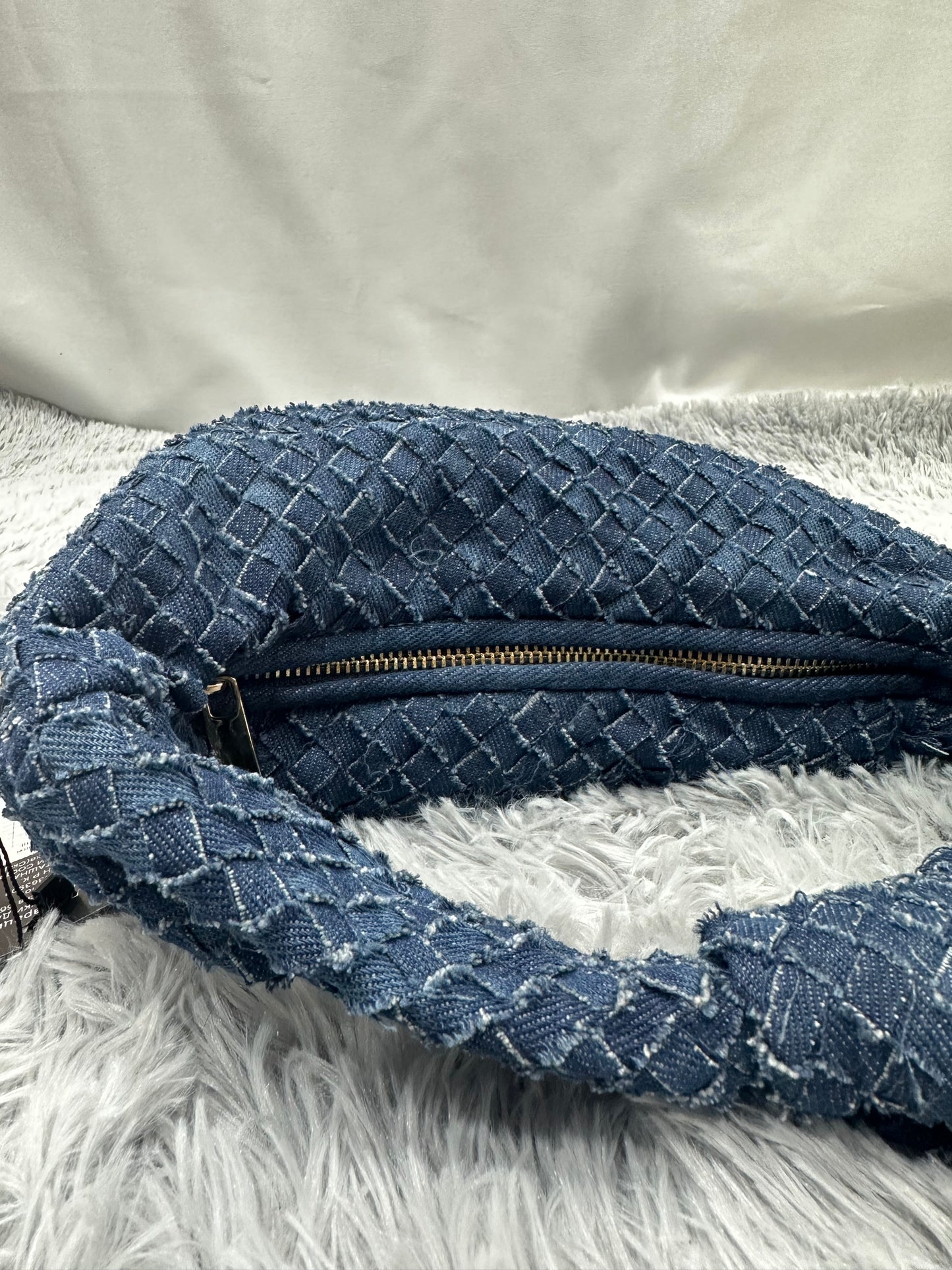 MINI BAG MEZZALUNA INTRECCIATA in DENIM SCURO