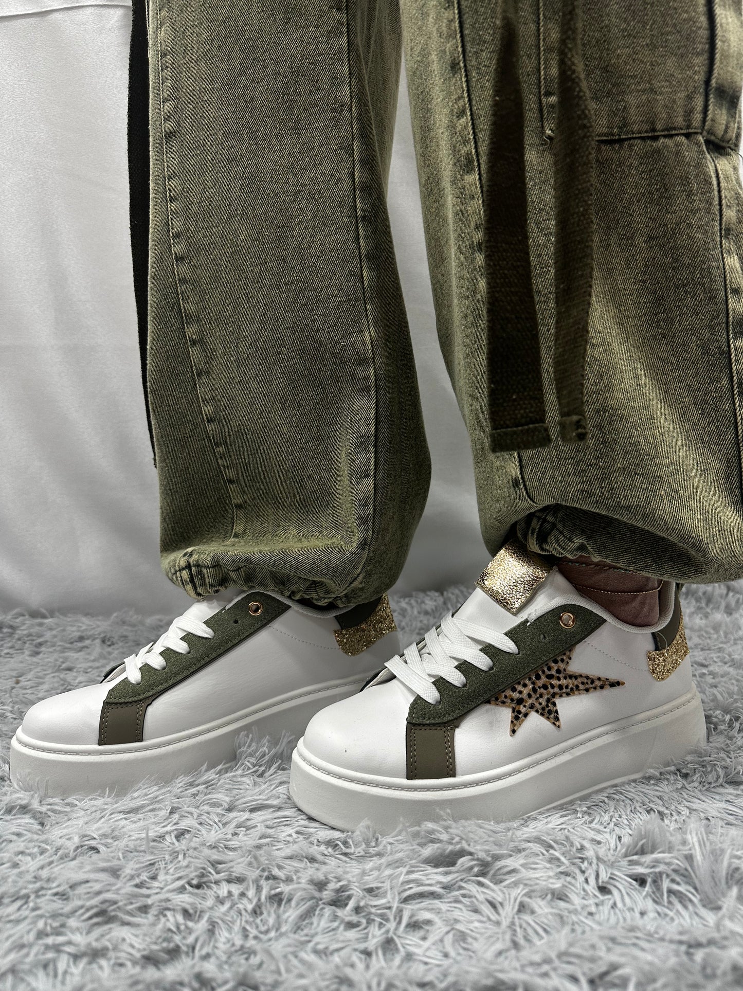 SNEAKERS MOD: GG in PELLE BIANCA