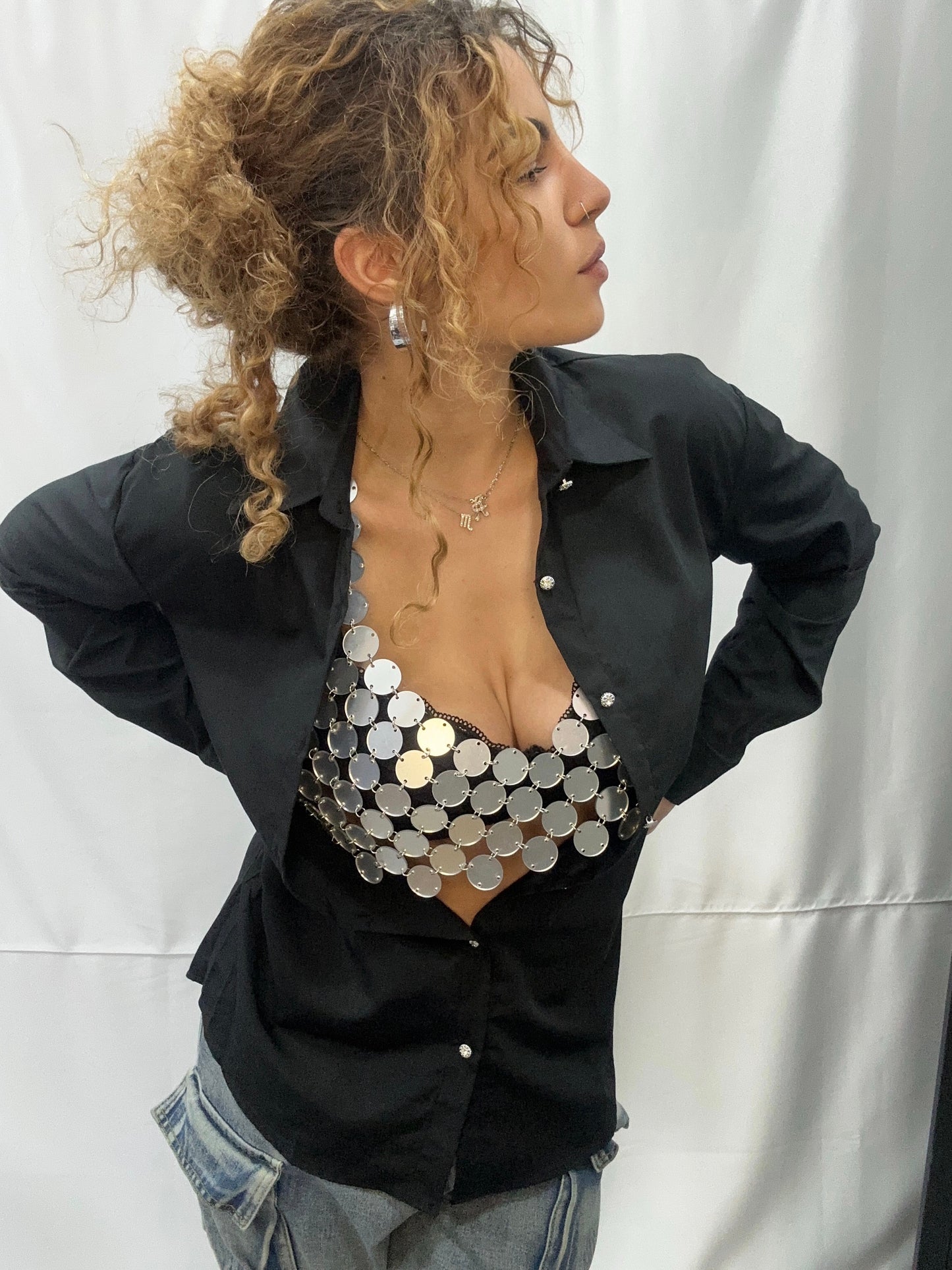 C A M I C I A “DISCOGIRL” con TRIANGOLO in PAILLETTES - NERO