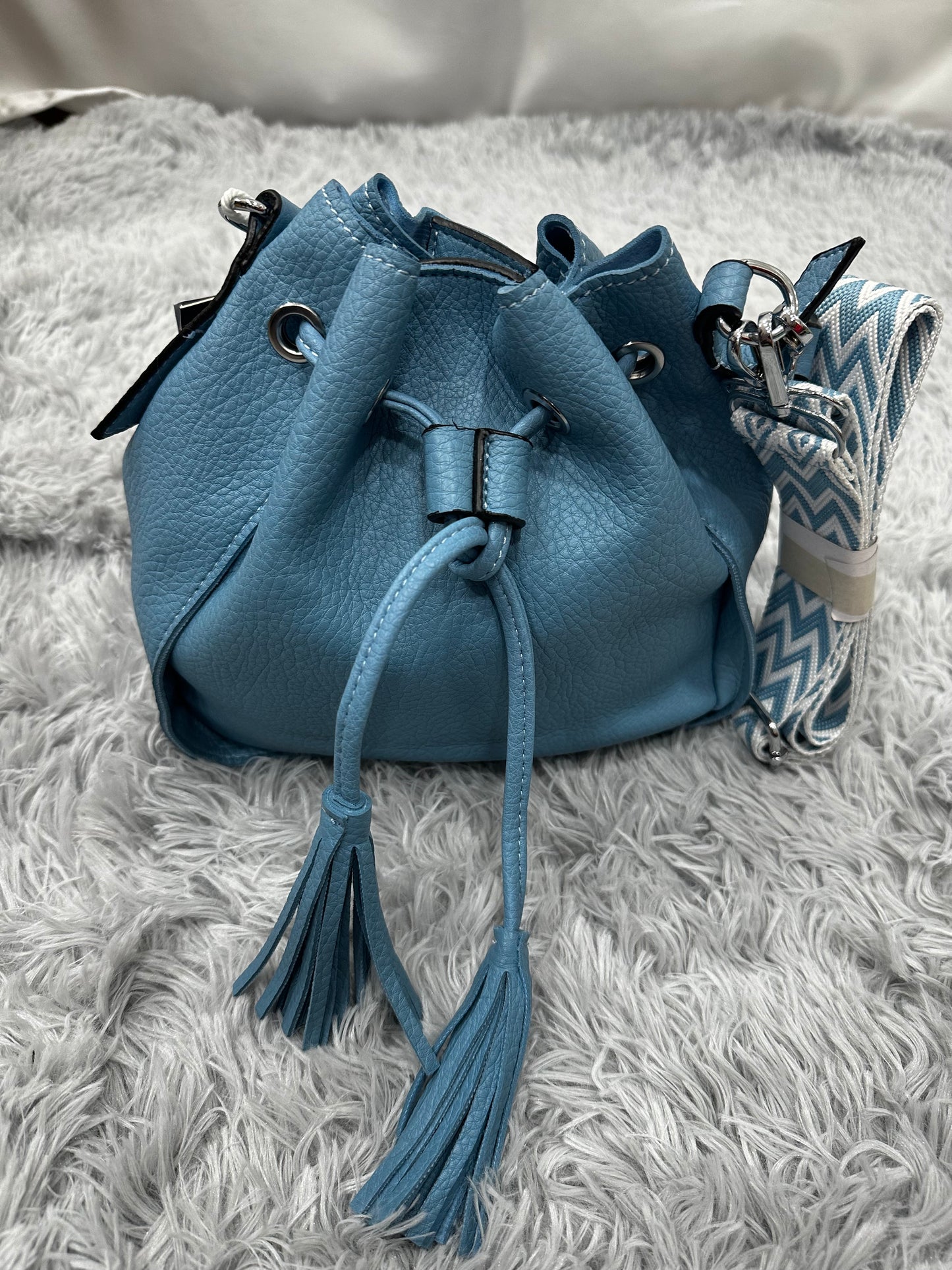 MINI BAG SACCHETTO in PELLE RUVIDA - AZZURRO