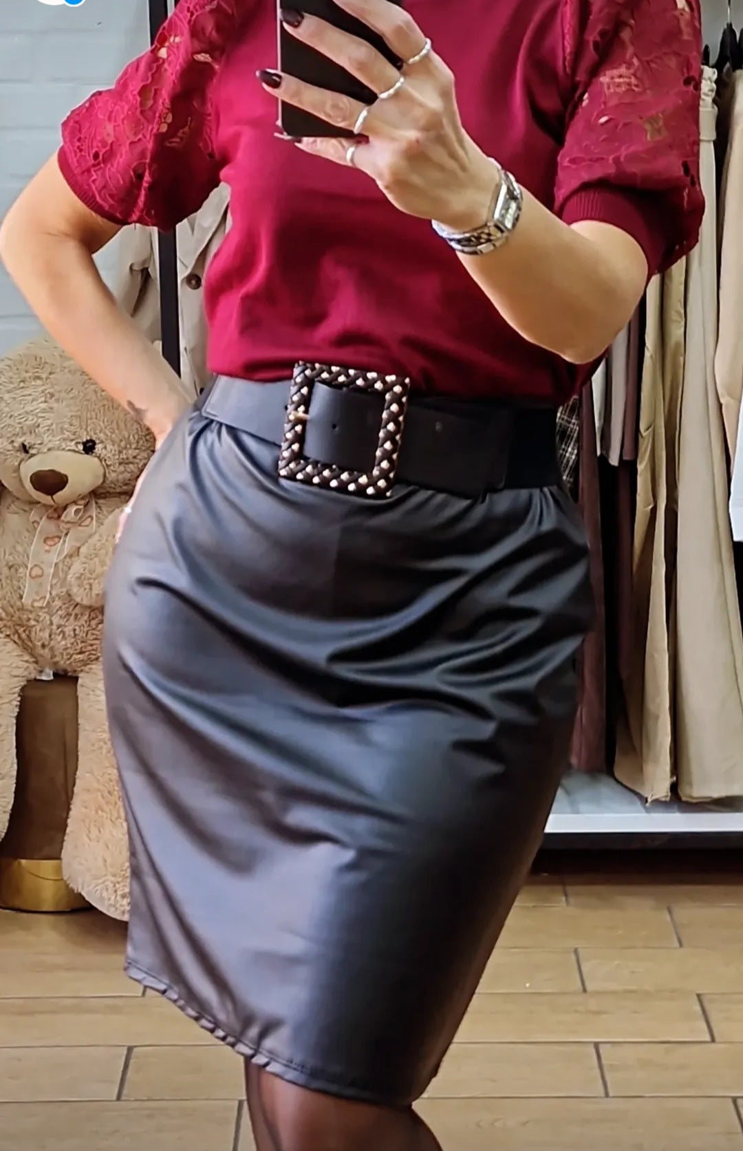 Dress in pelle