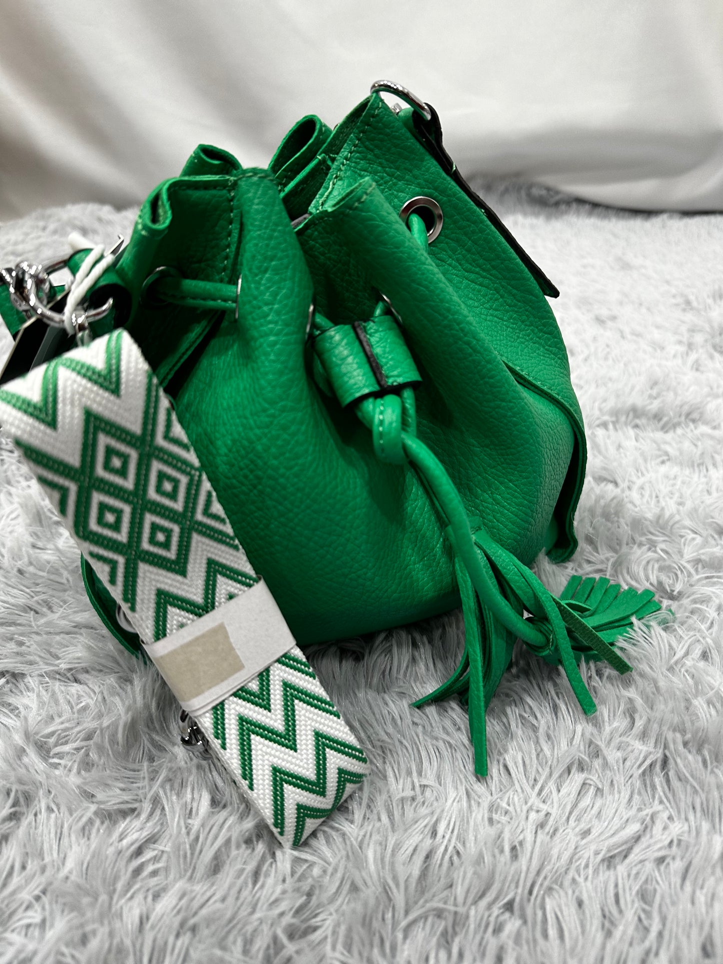 MINI BAG SACCHETTO in PELLE RUVIDA - VERDE