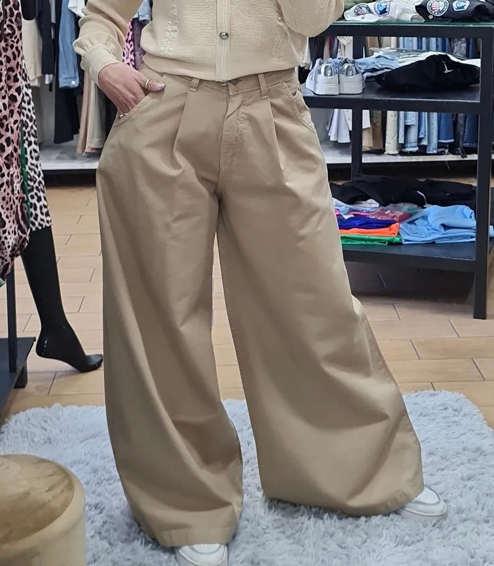 PANTALONE BEIGE A FARFALLA