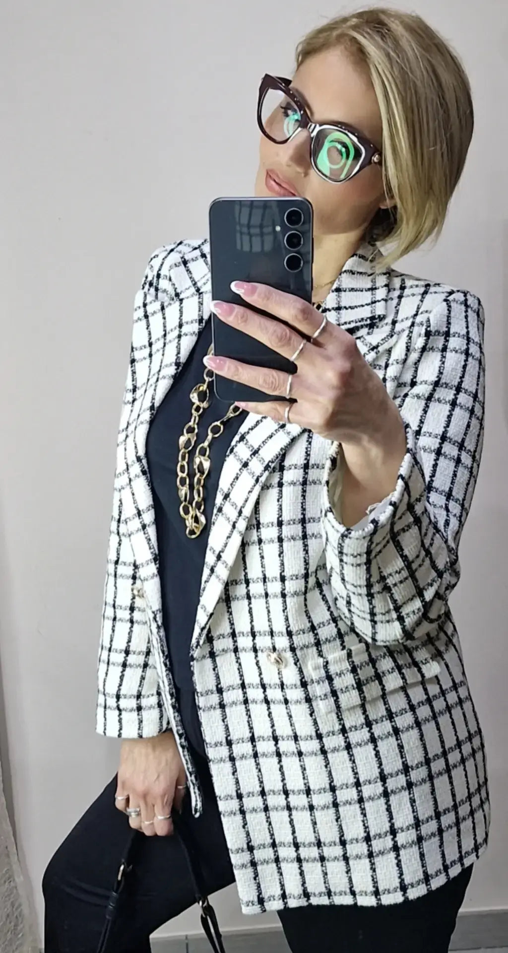 Blazer vanity